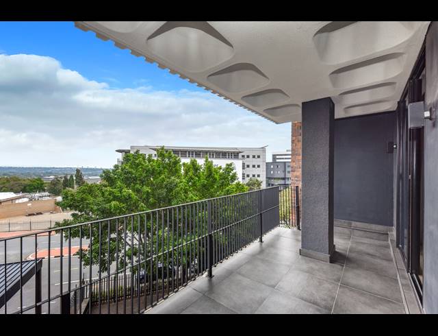 1 BEDROOM APARTMENT FOR SALE IN SANDOWN